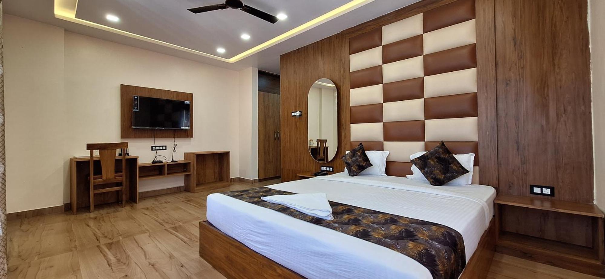 New Sun International & Banquet Hall Jamshedpur Buitenkant foto