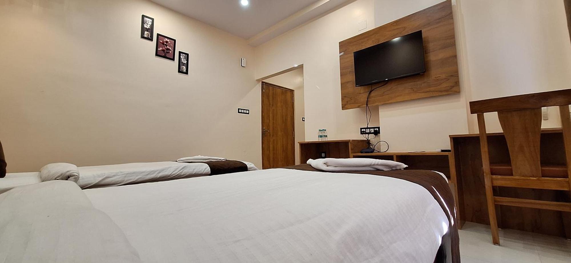 New Sun International & Banquet Hall Jamshedpur Buitenkant foto